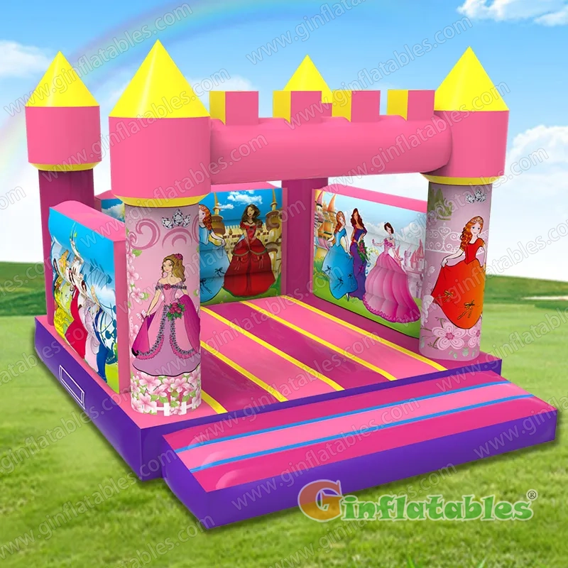 GC-135 Princess bounce house